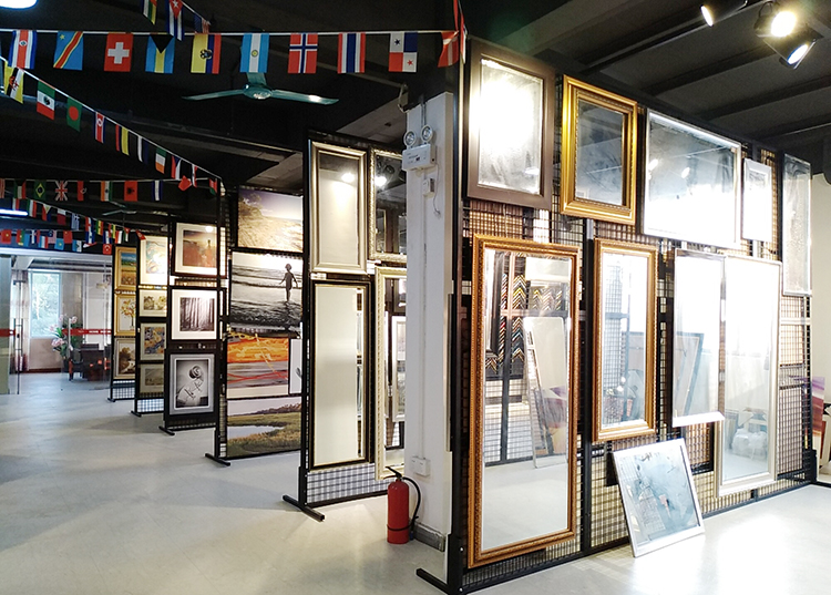Mirror Frames